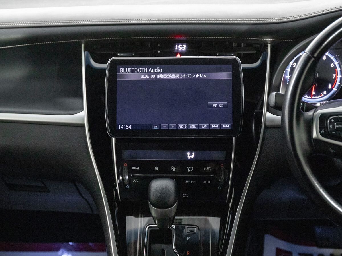 Toyota Harrier 2016 - фото автомобиля