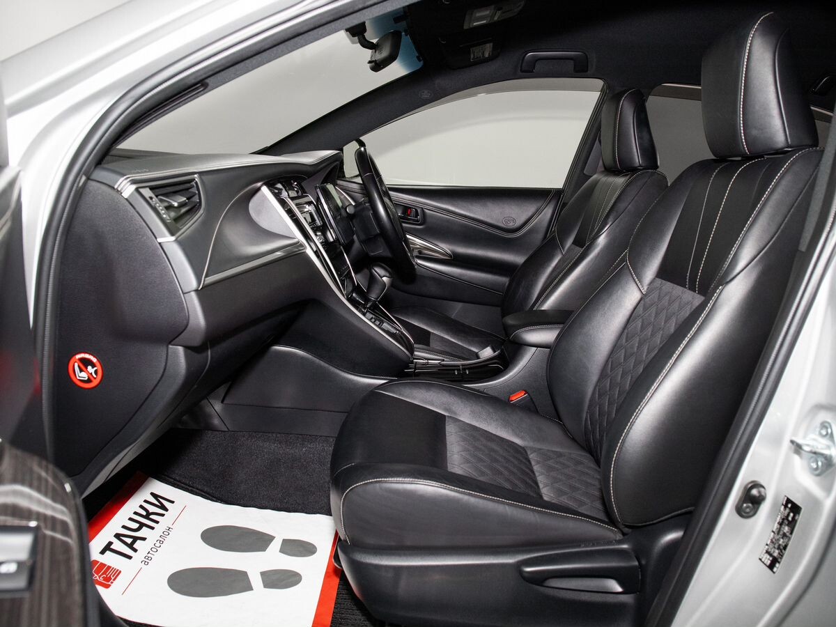 Toyota Harrier 2016 - фото автомобиля