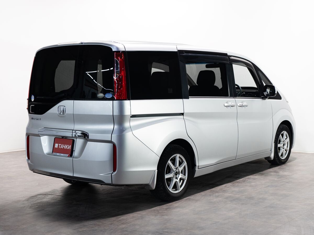 Honda Stepwgn 2016 - фото автомобиля