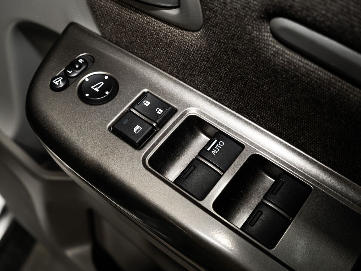 Honda Stepwgn 2016 - фото автомобиля