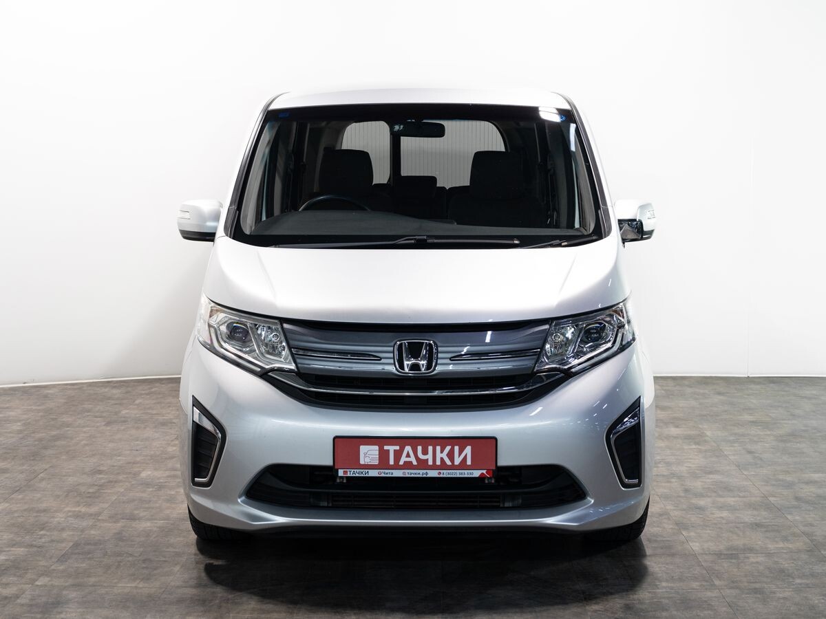 Honda Stepwgn 2016 - фото автомобиля