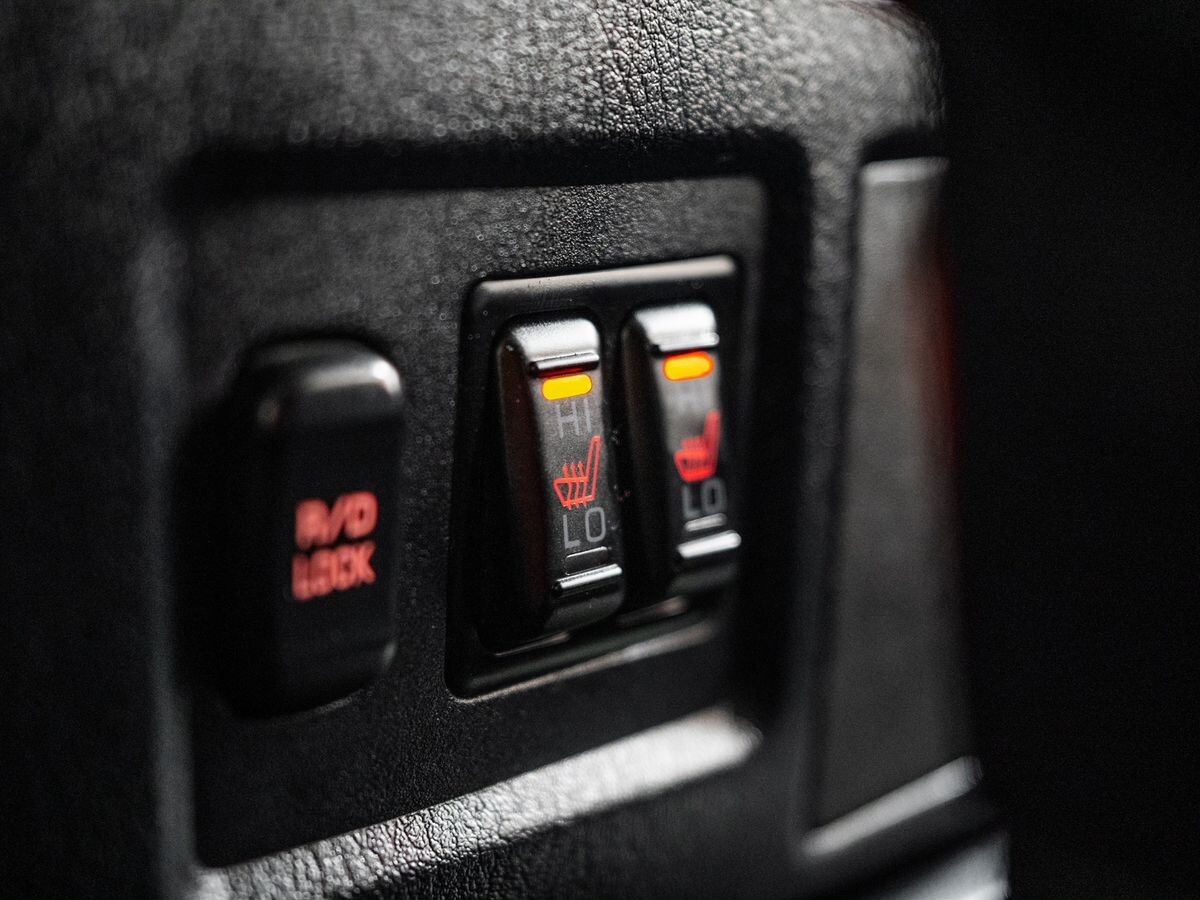 Mitsubishi Pajero 2012 - фото автомобиля