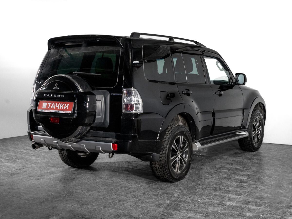 Mitsubishi Pajero 2012 - фото автомобиля