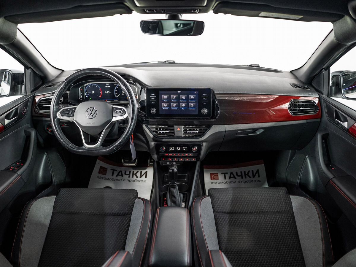 Volkswagen Polo 2021 - фото автомобиля