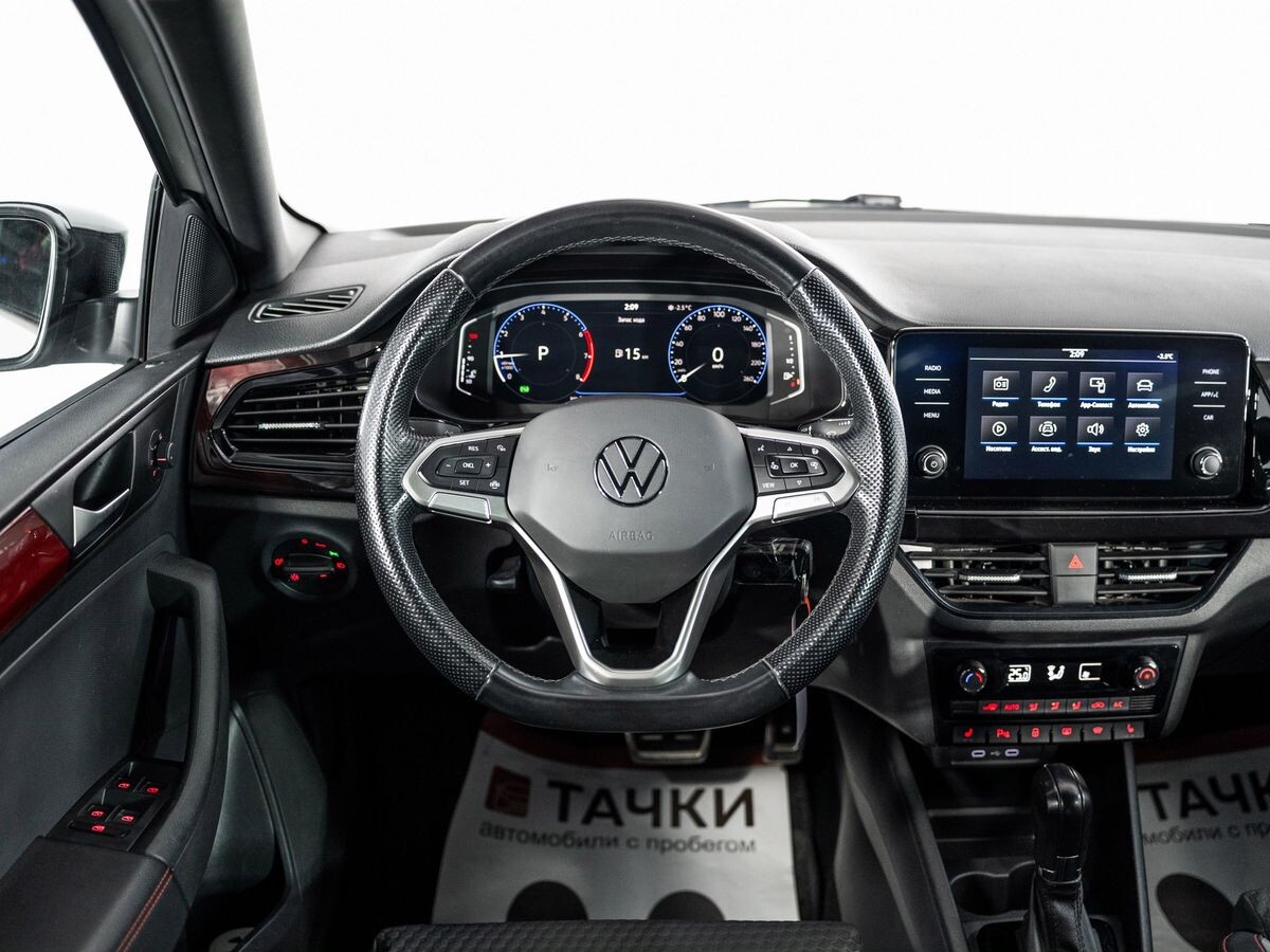 Volkswagen Polo 2021 - фото автомобиля