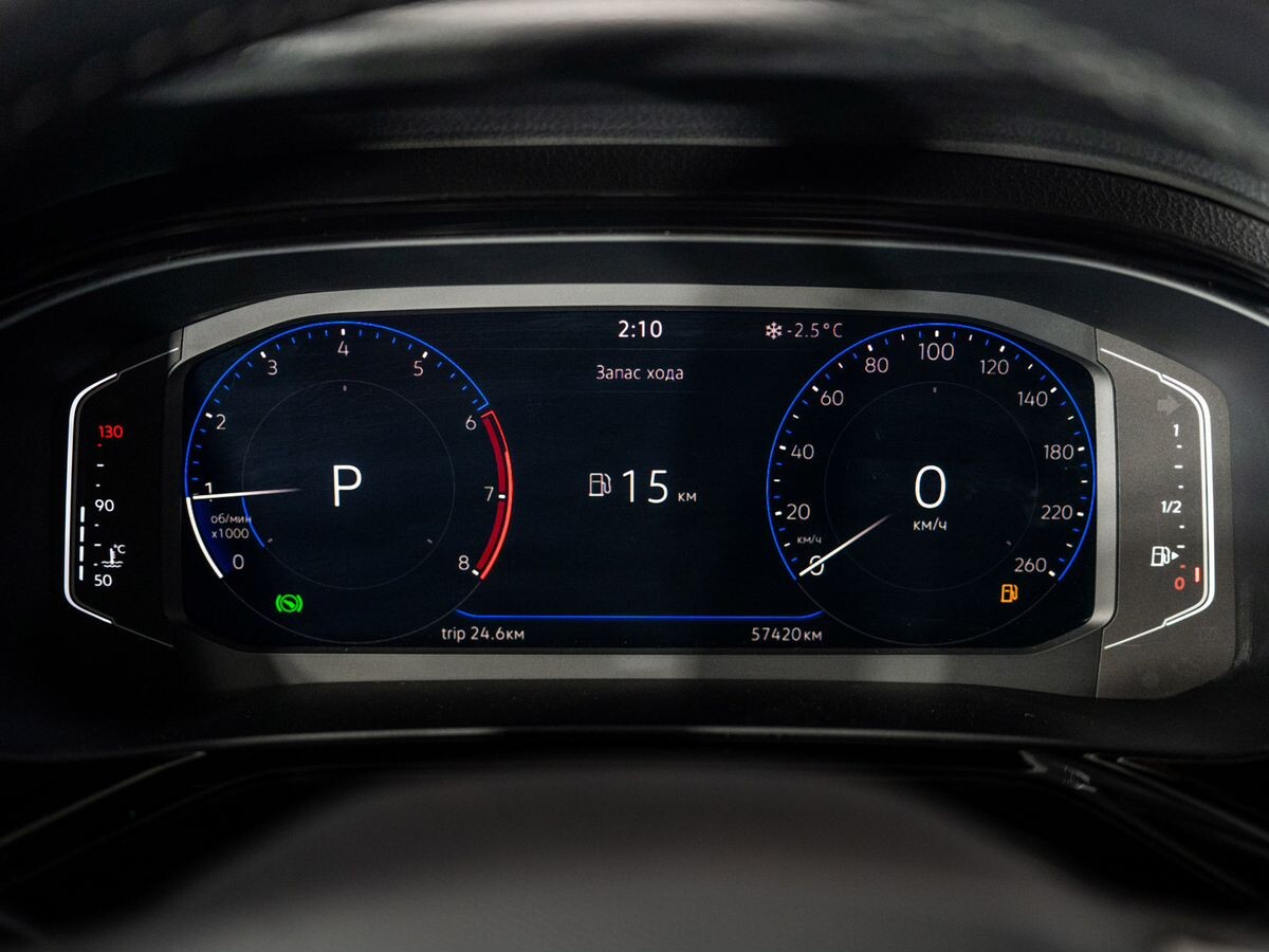 Volkswagen Polo 2021 - фото автомобиля