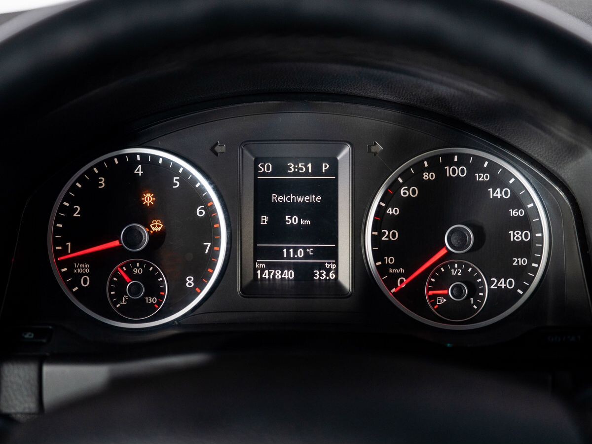 Volkswagen Tiguan 2009 - фото автомобиля