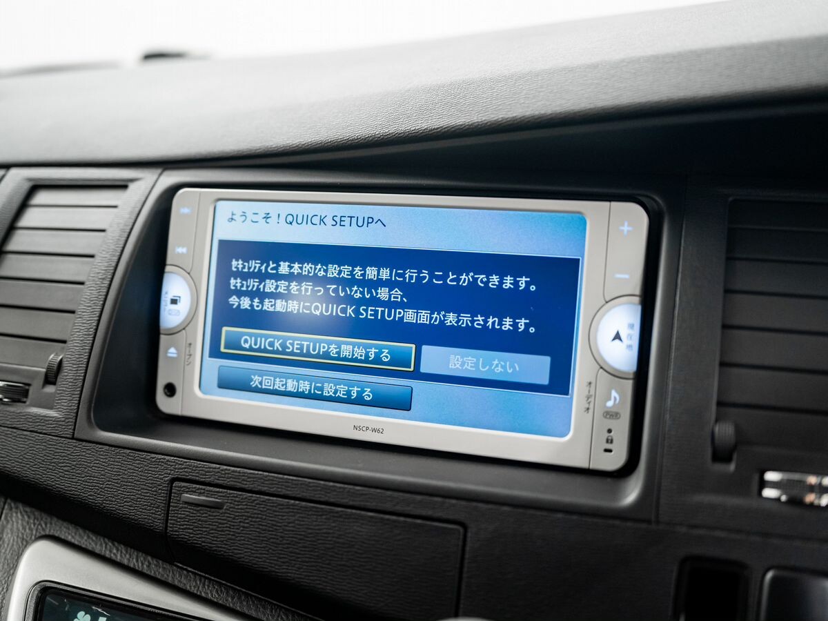 Toyota ISis 2014 - фото автомобиля