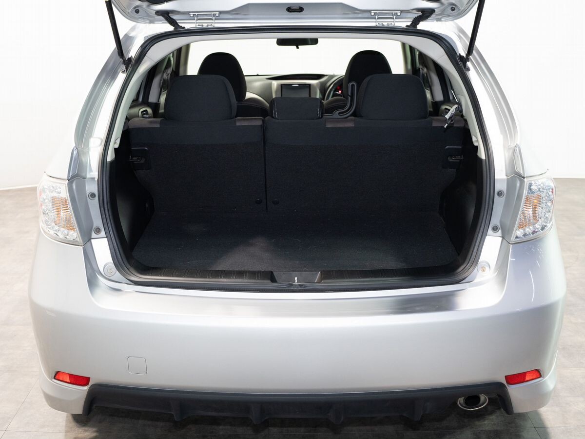 Subaru Impreza 2009 - фото автомобиля