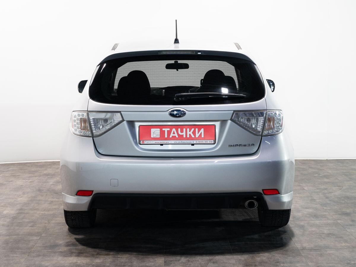 Subaru Impreza 2009 - фото автомобиля