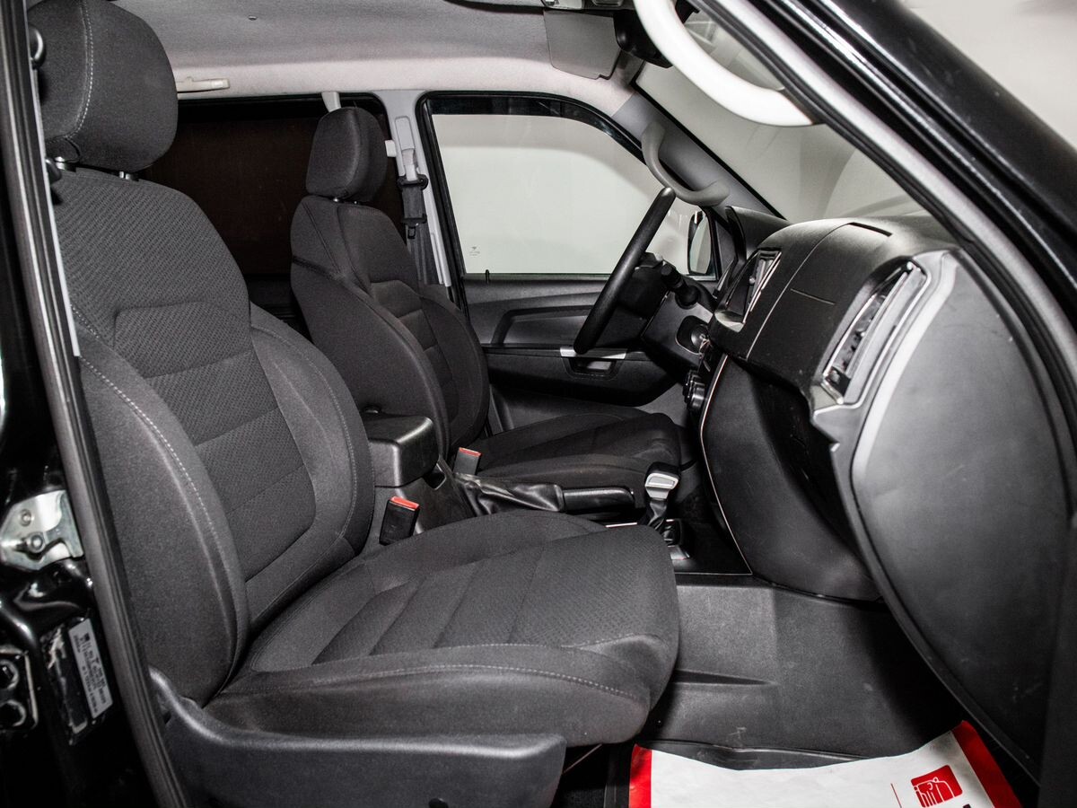 УАЗ Pickup 2021 - фото автомобиля