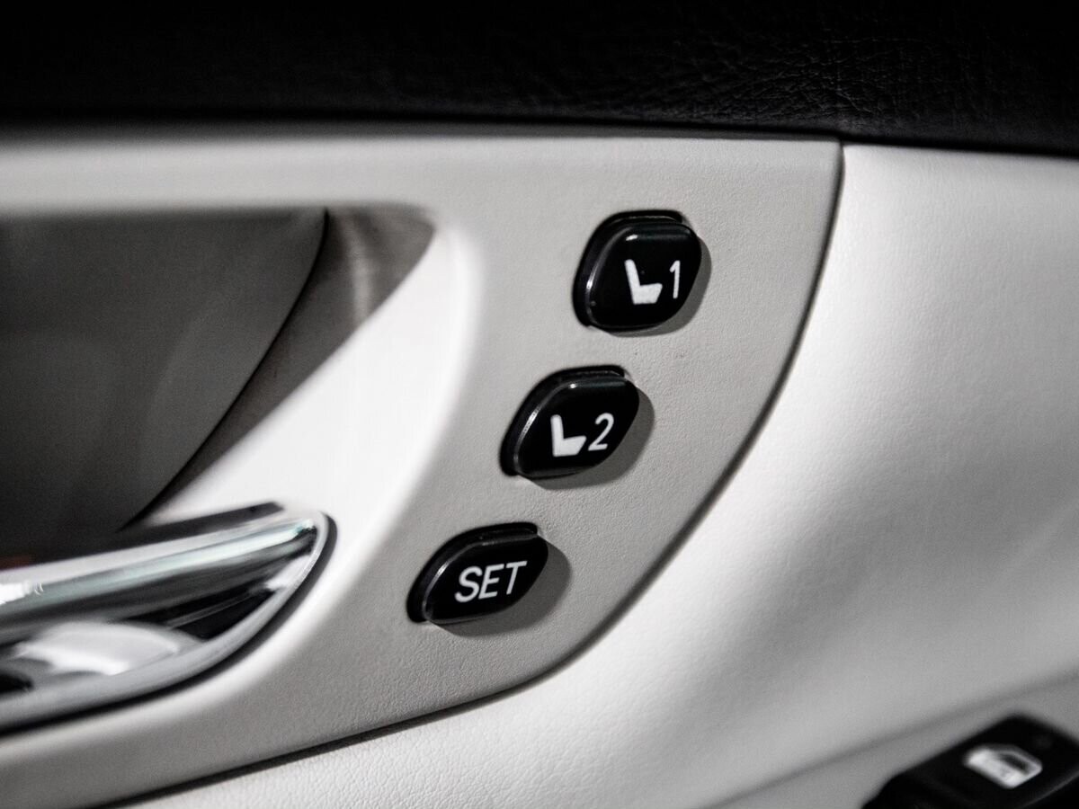 Lexus RX 2006 - фото автомобиля