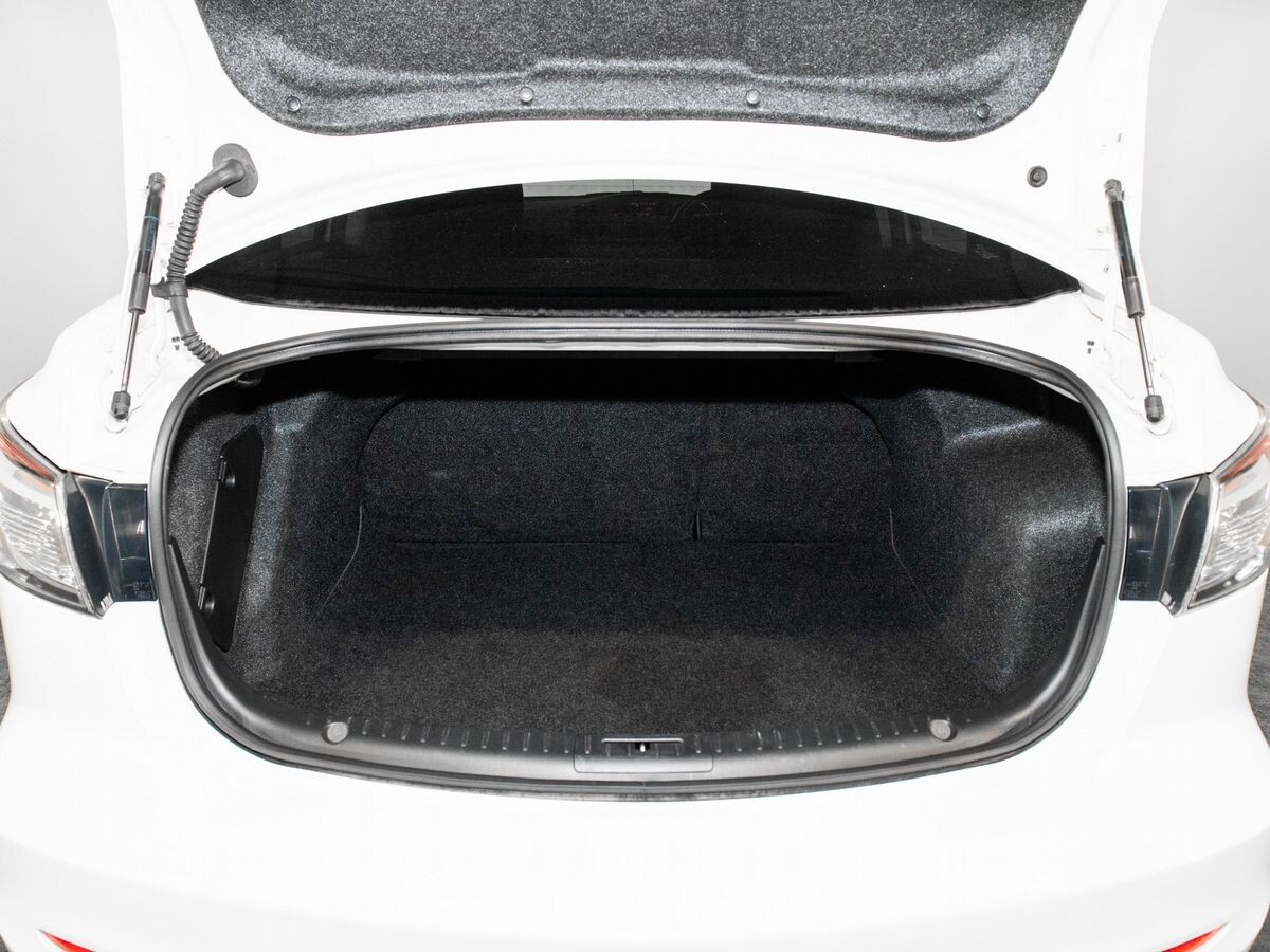 Mazda Axela 2011 - фото автомобиля