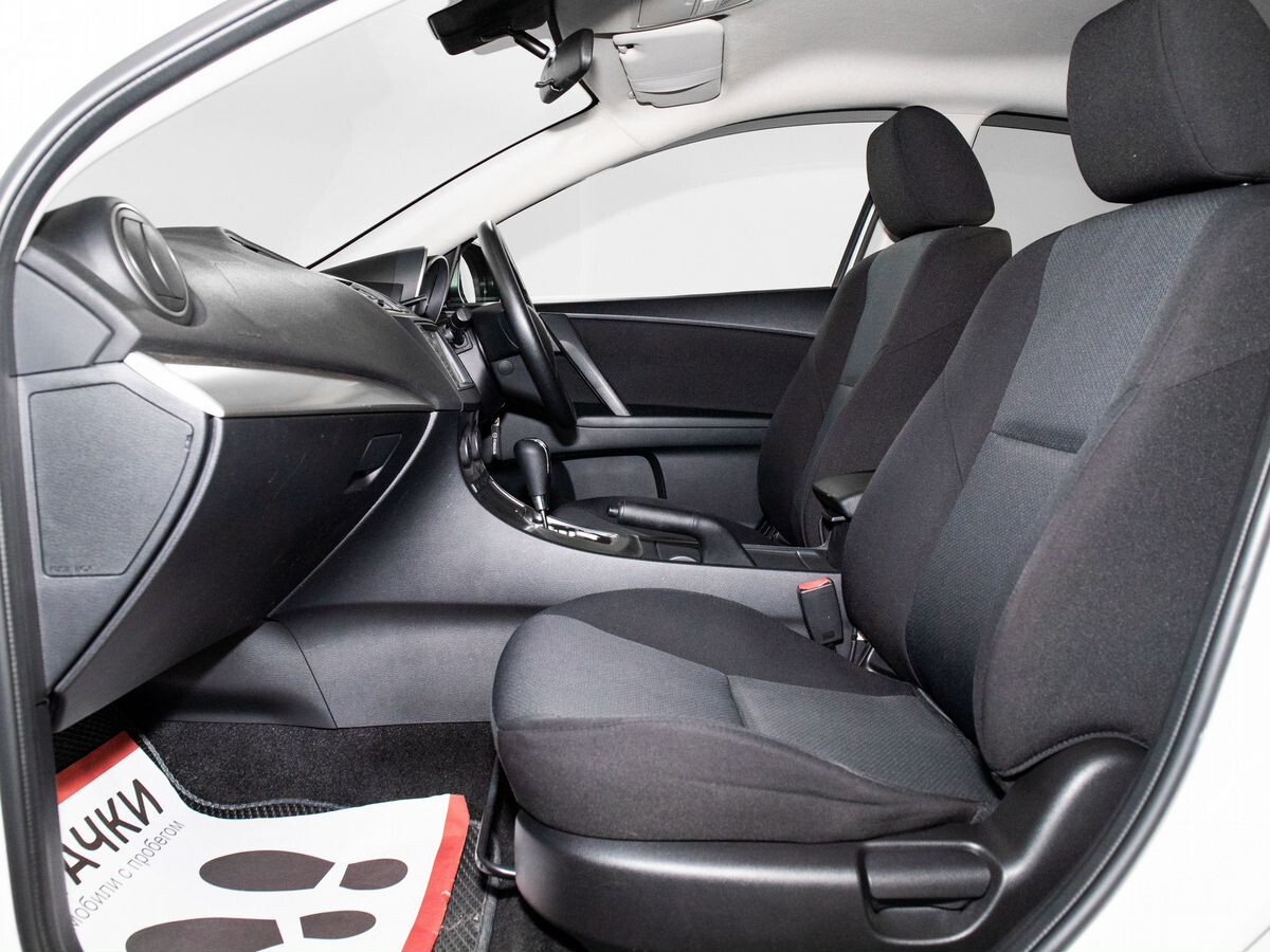 Mazda Axela 2011 - фото автомобиля