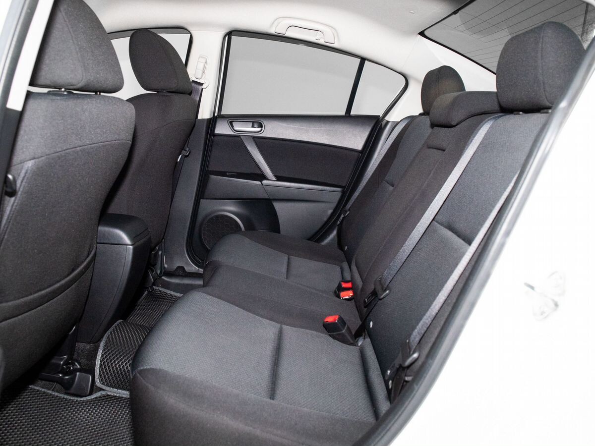 Mazda Axela 2011 - фото автомобиля