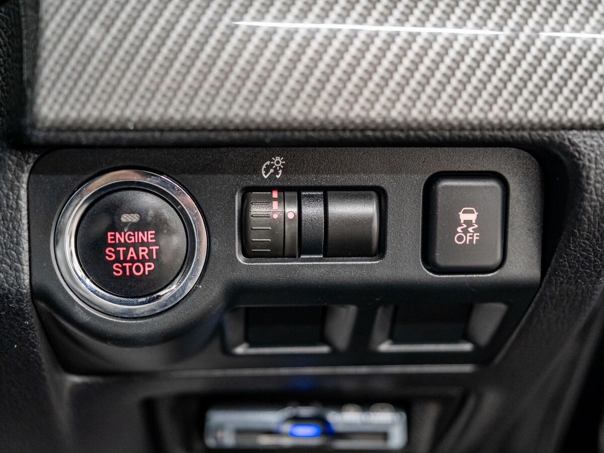 Subaru Levorg 2014 - фото автомобиля