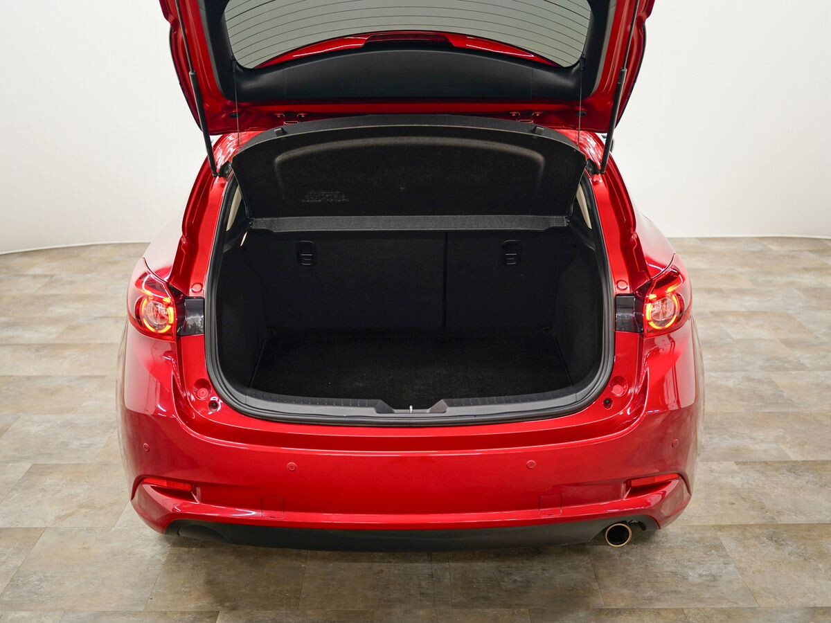 Mazda Axela 2017 - фото автомобиля