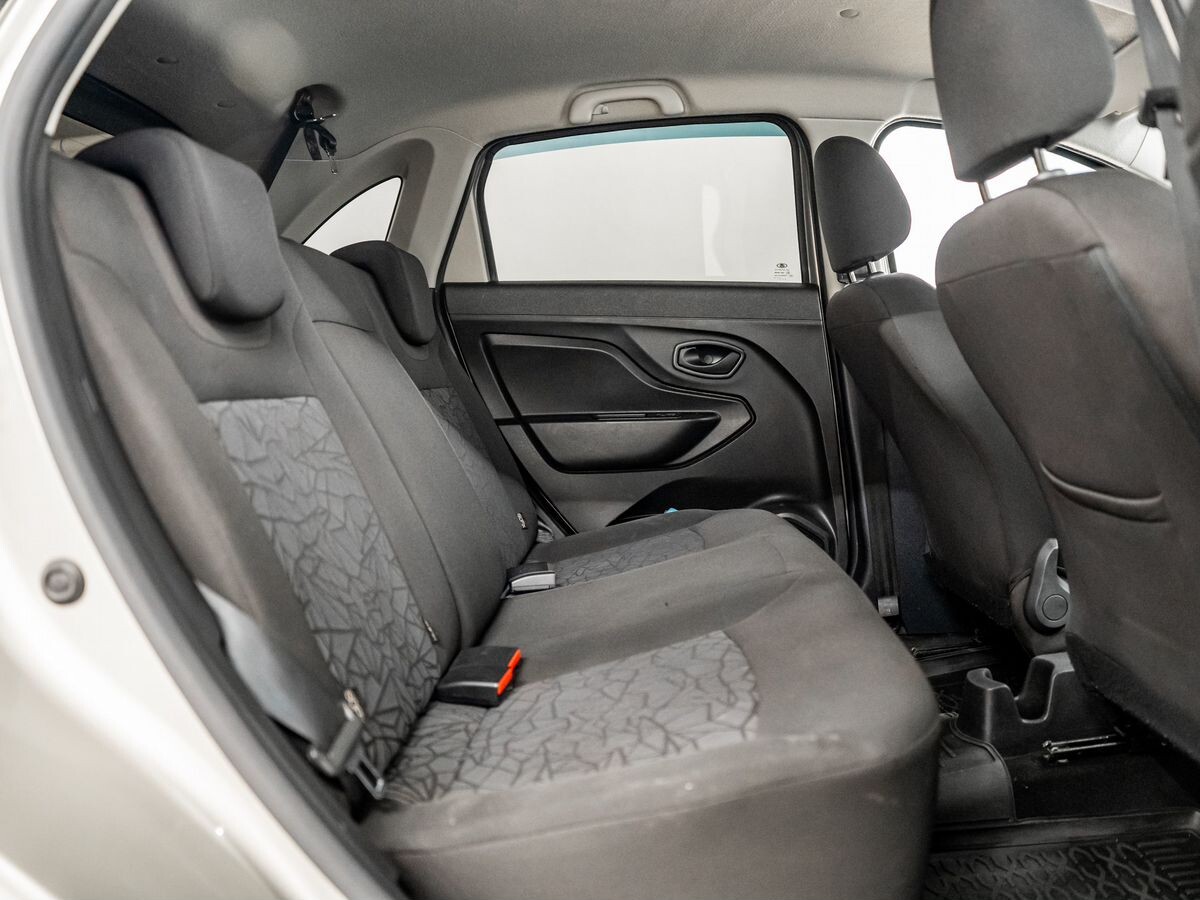 Lada (ВАЗ) XRAY 2018 - фото автомобиля