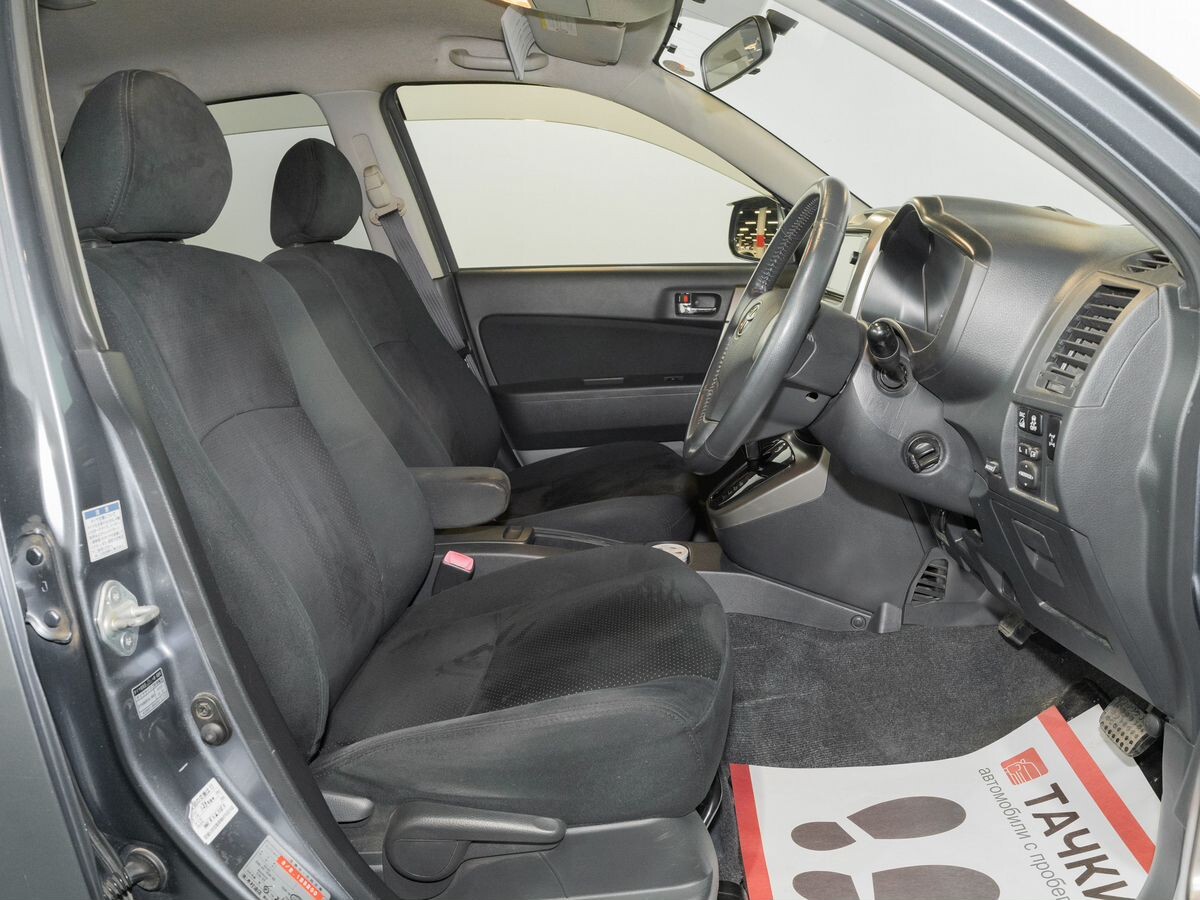 Toyota Rush 2014 - фото автомобиля