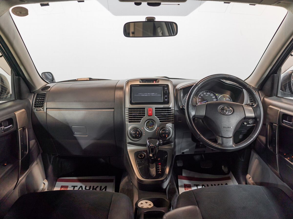 Toyota Rush 2014 - фото автомобиля