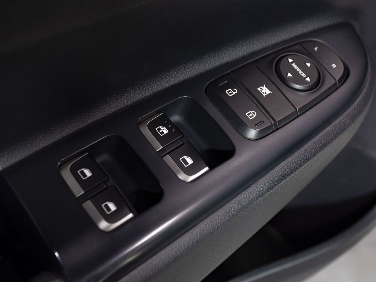 Kia Rio 2020 - фото автомобиля