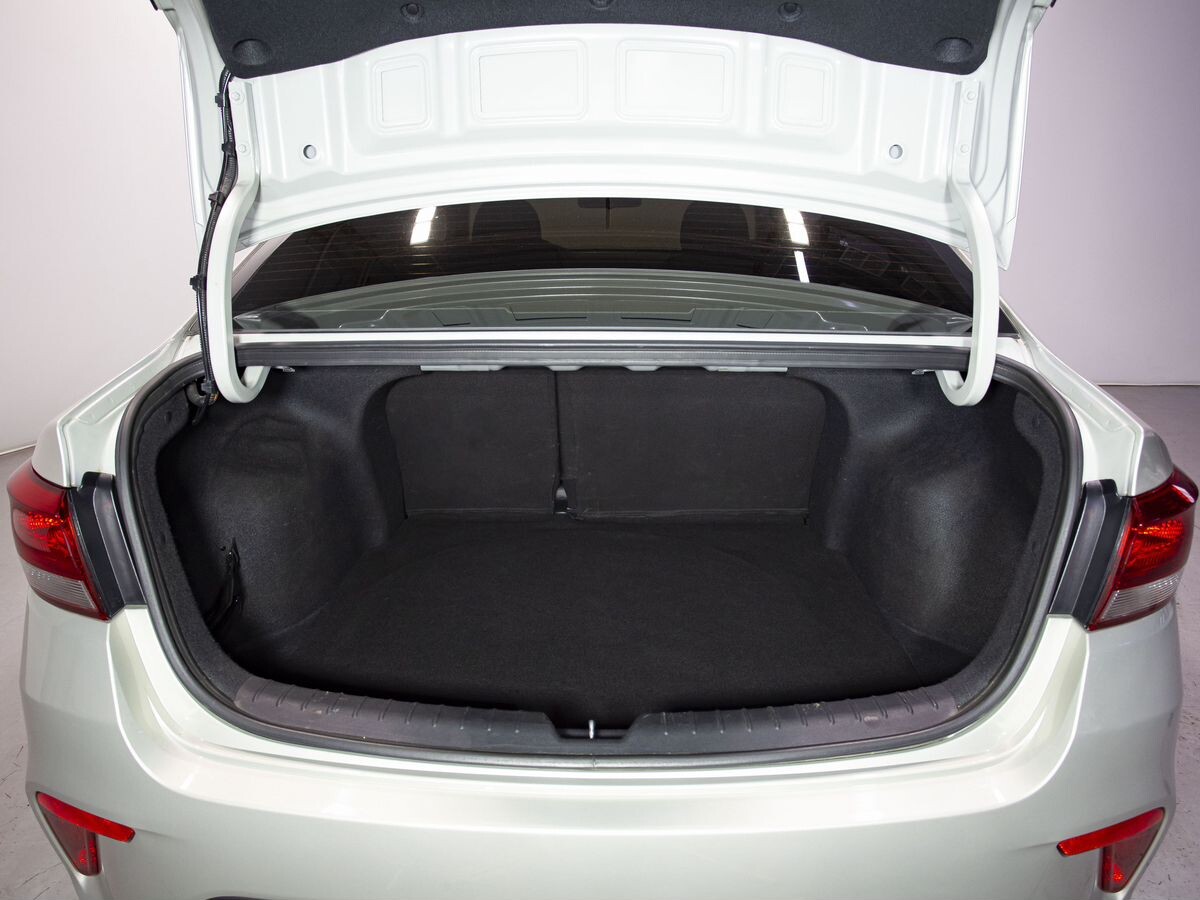 Kia Rio 2020 - фото автомобиля