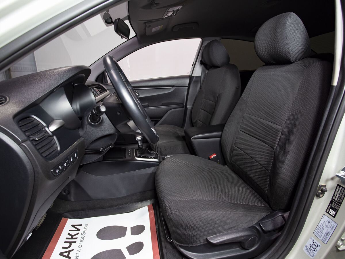 Kia Rio 2020 - фото автомобиля