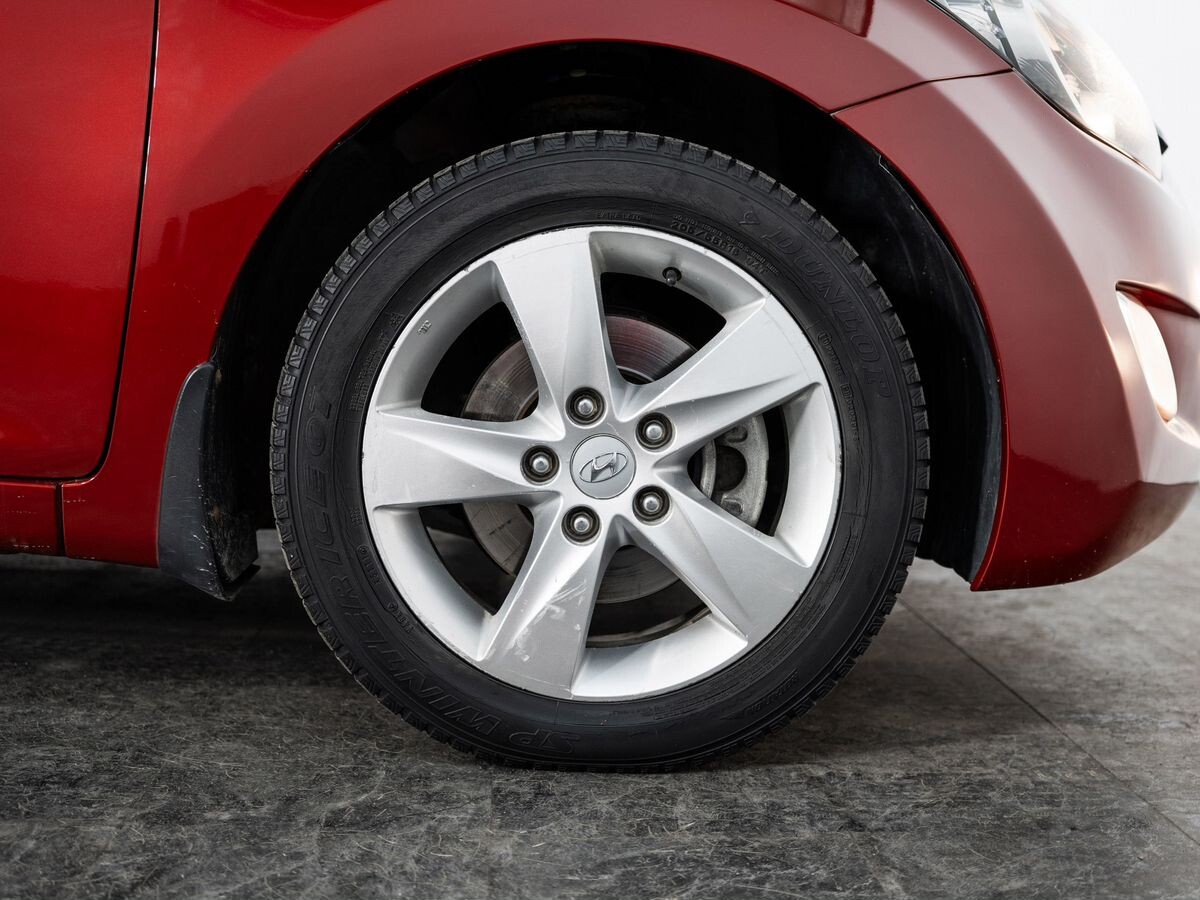 Hyundai Elantra 2012 - фото автомобиля