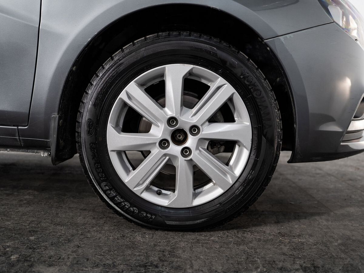 Lada (ВАЗ) Vesta 2021 - фото автомобиля