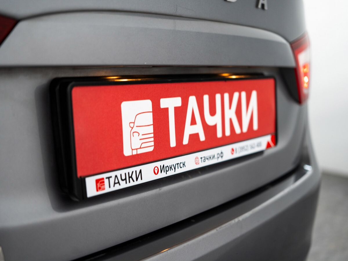 Lada (ВАЗ) Vesta 2021 - фото автомобиля