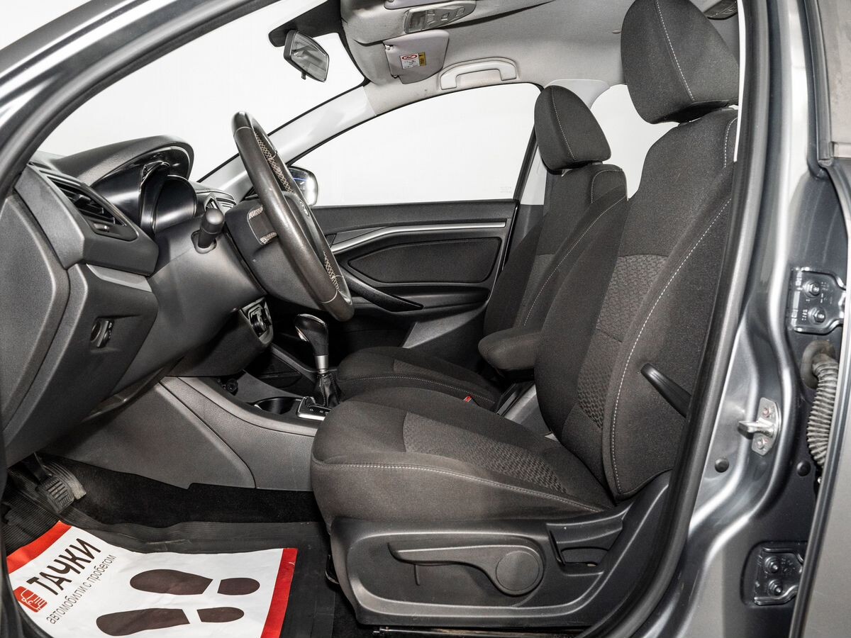 Lada (ВАЗ) Vesta 2021 - фото автомобиля