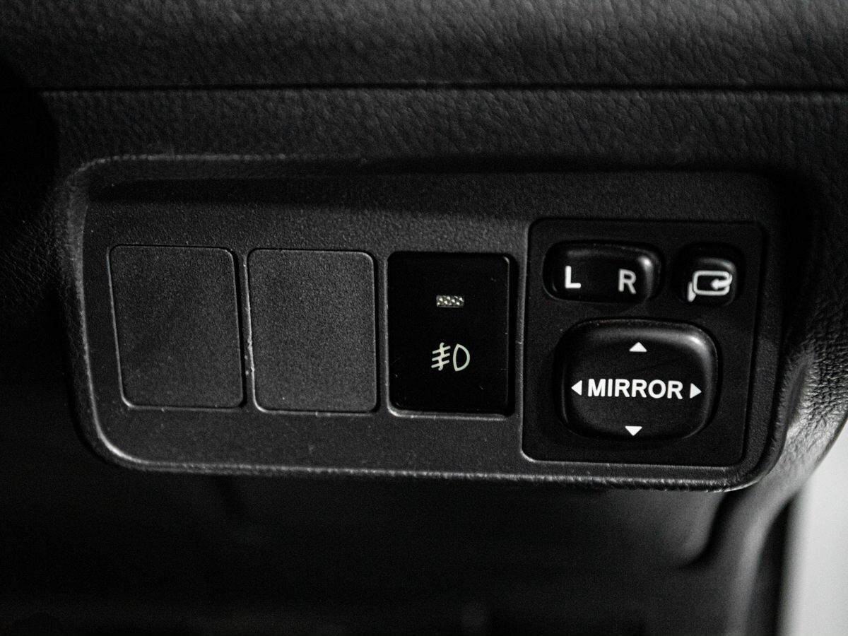 Toyota Corolla 2008 - фото автомобиля