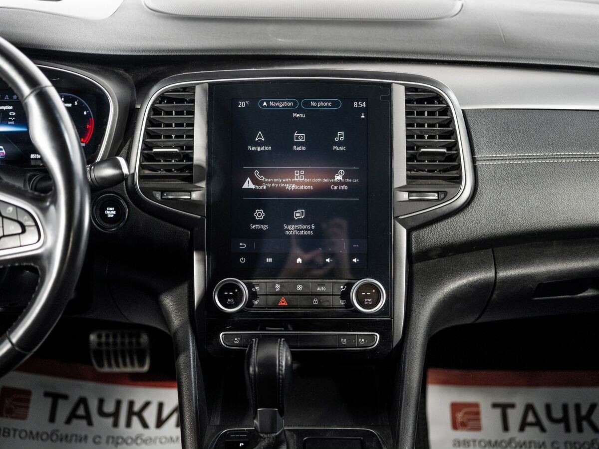 Renault Samsung SM6 2020 - фото автомобиля