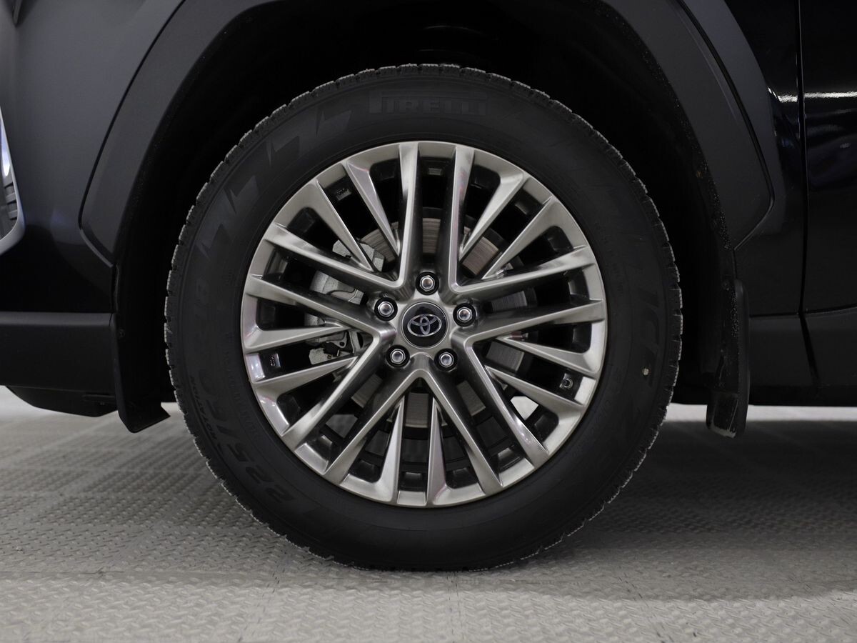 Toyota RAV4 2020 - фото автомобиля