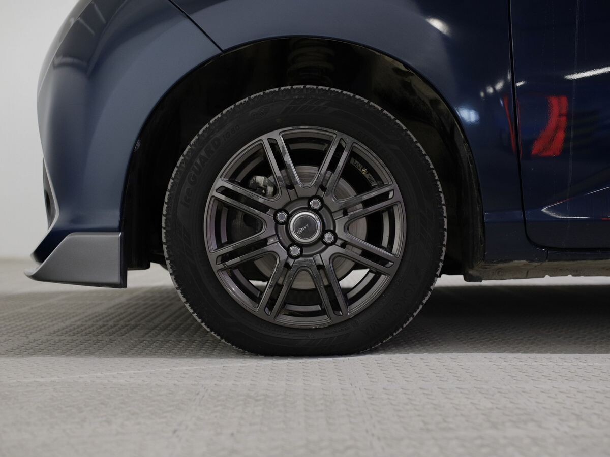 Toyota Tank 2016 - фото автомобиля