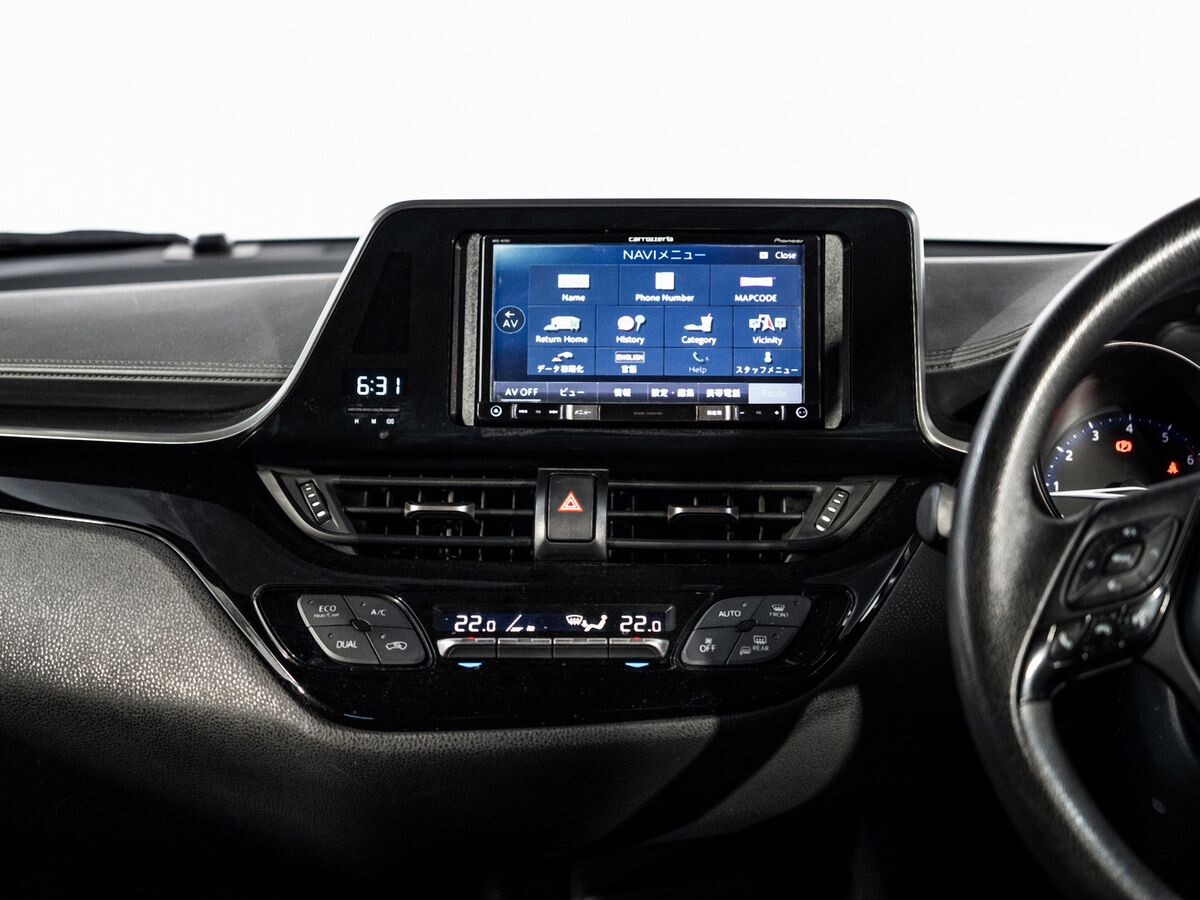 Toyota C-HR 2018 - фото автомобиля