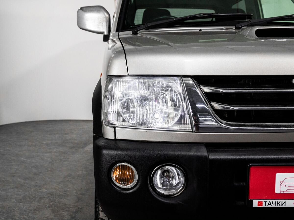 Mitsubishi Pajero Mini 2006 - фото автомобиля