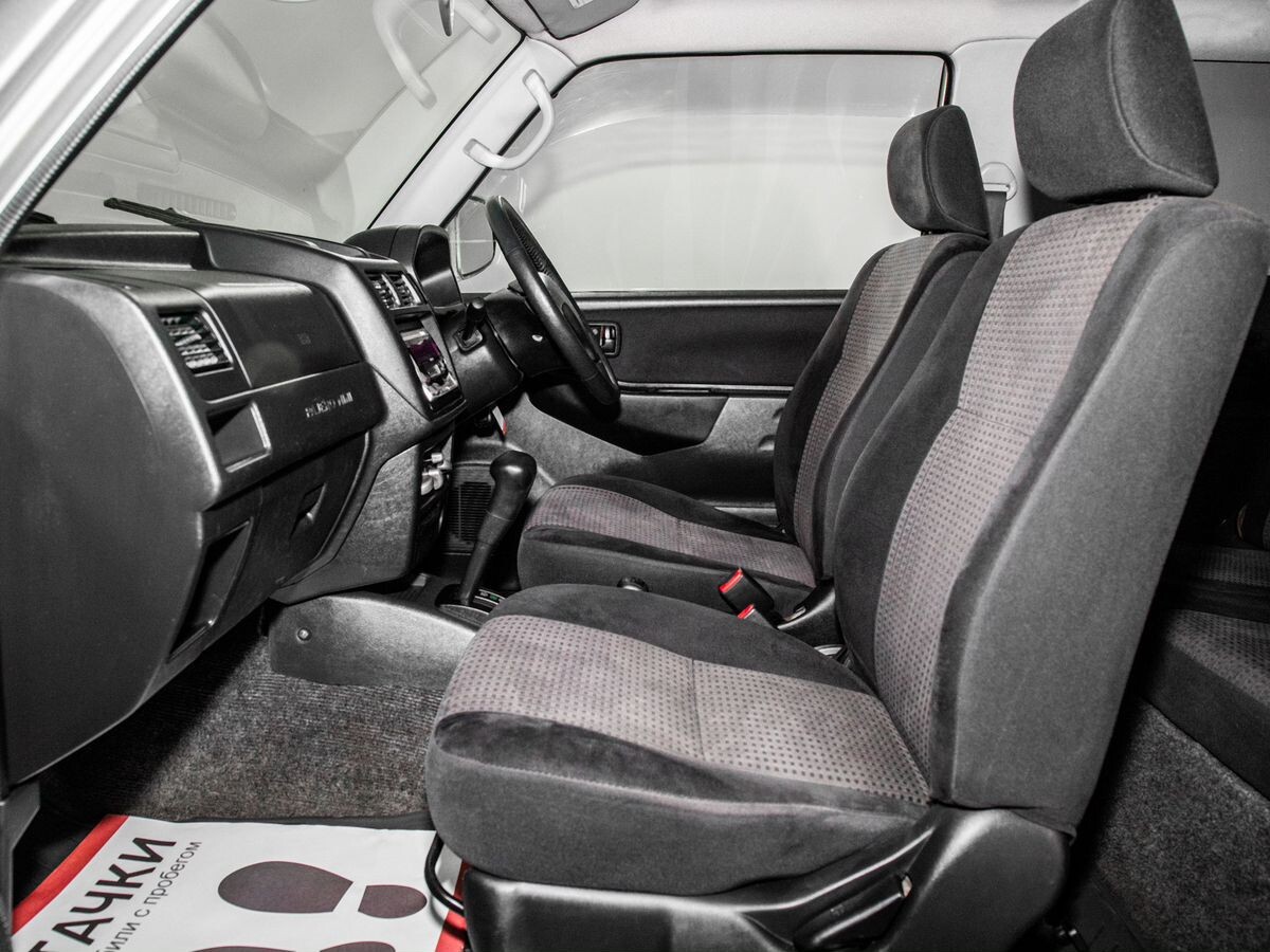 Mitsubishi Pajero Mini 2006 - фото автомобиля