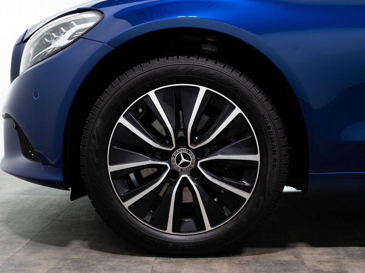 Mercedes-Benz C-Класс 2019 - фото автомобиля