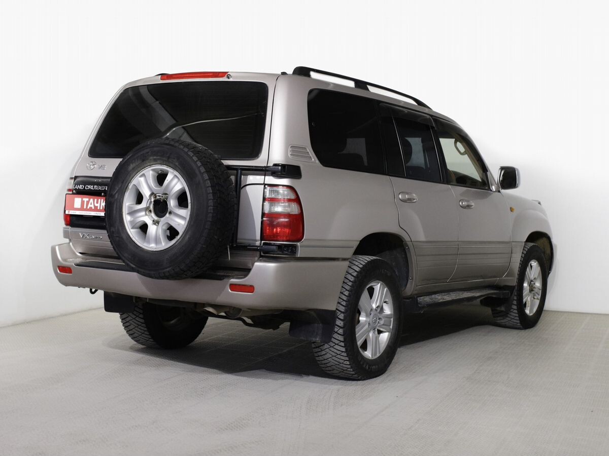 Toyota Land Cruiser 2003 - фото автомобиля