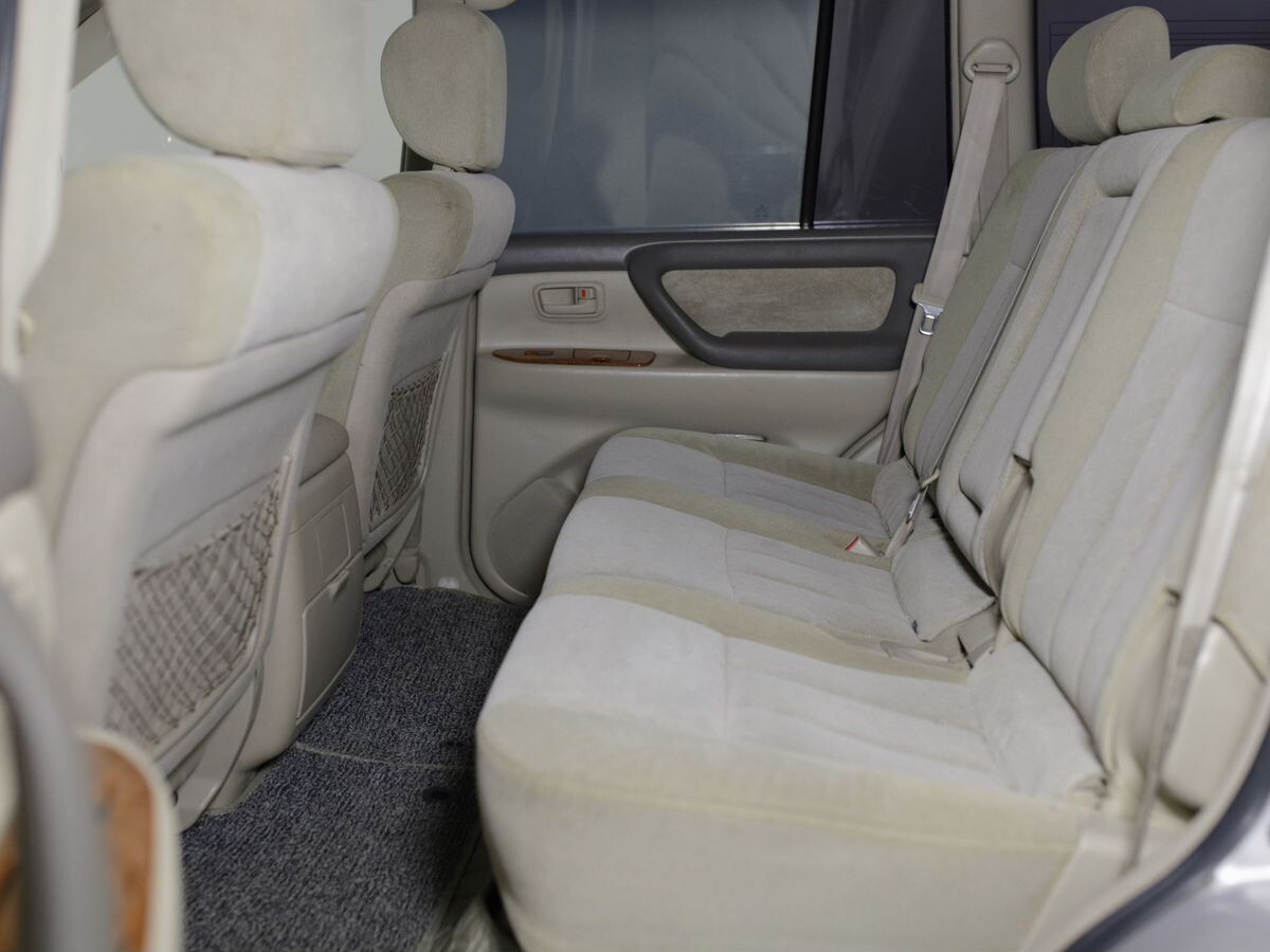 Toyota Land Cruiser 2003 - фото автомобиля