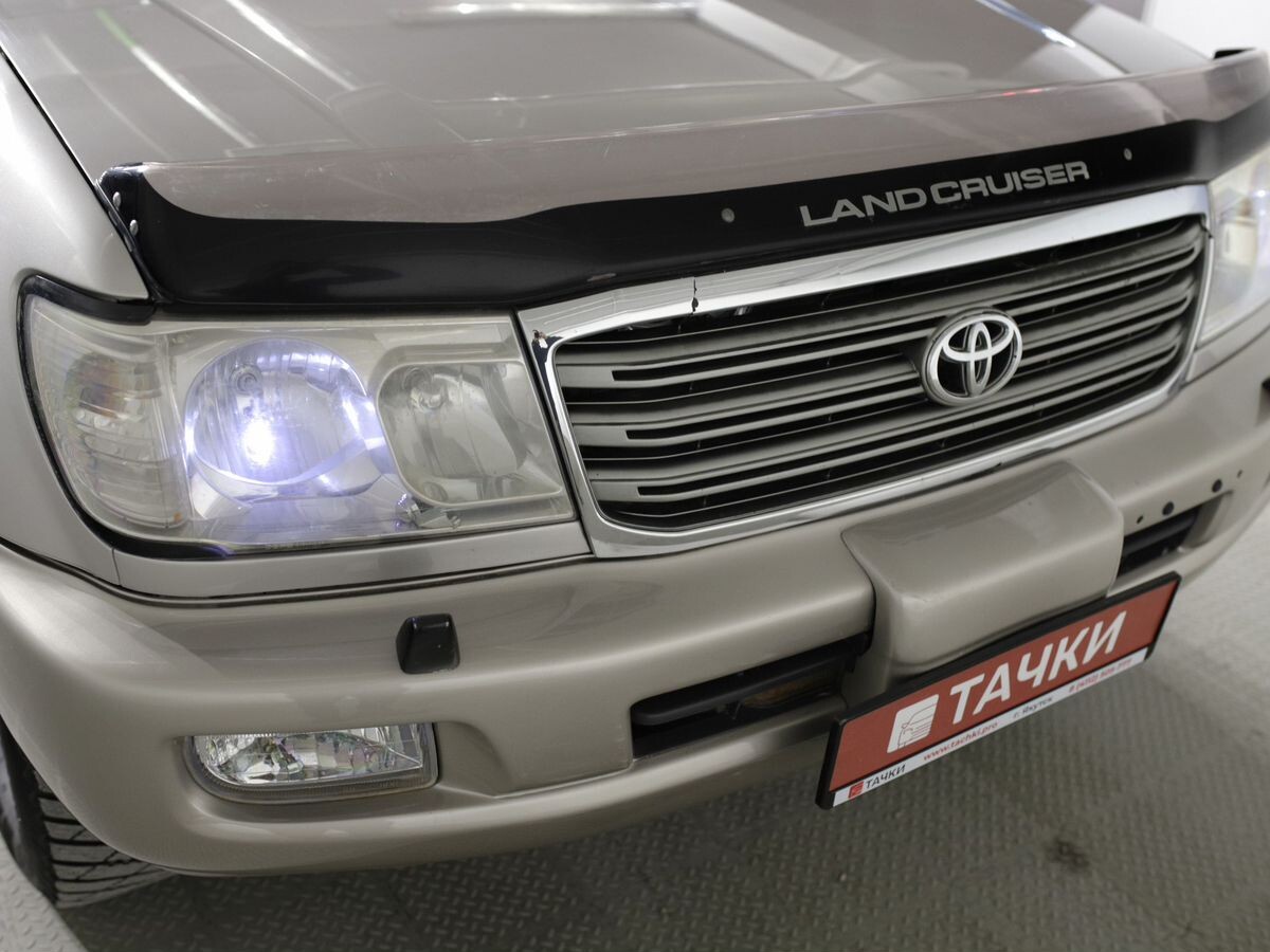 Toyota Land Cruiser 2003 - фото автомобиля