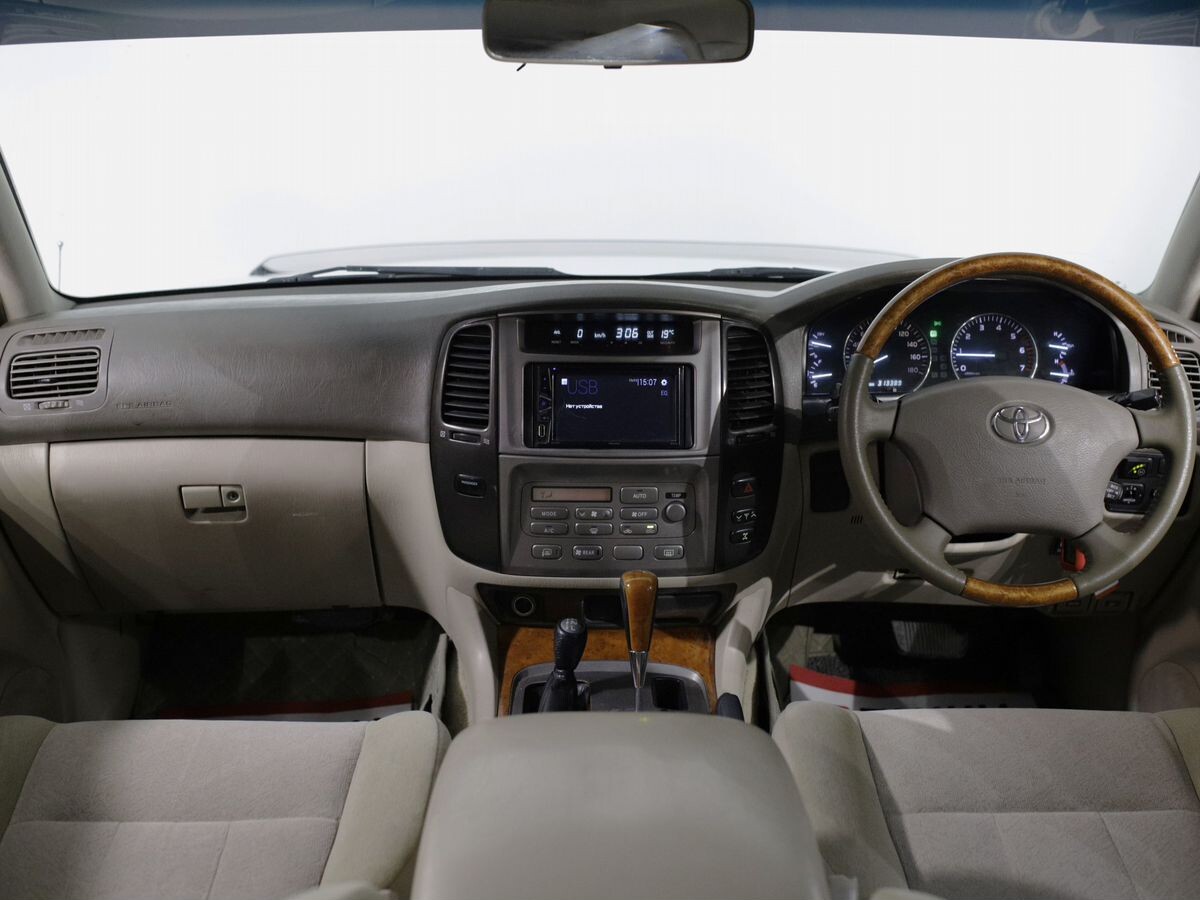 Toyota Land Cruiser 2003 - фото автомобиля
