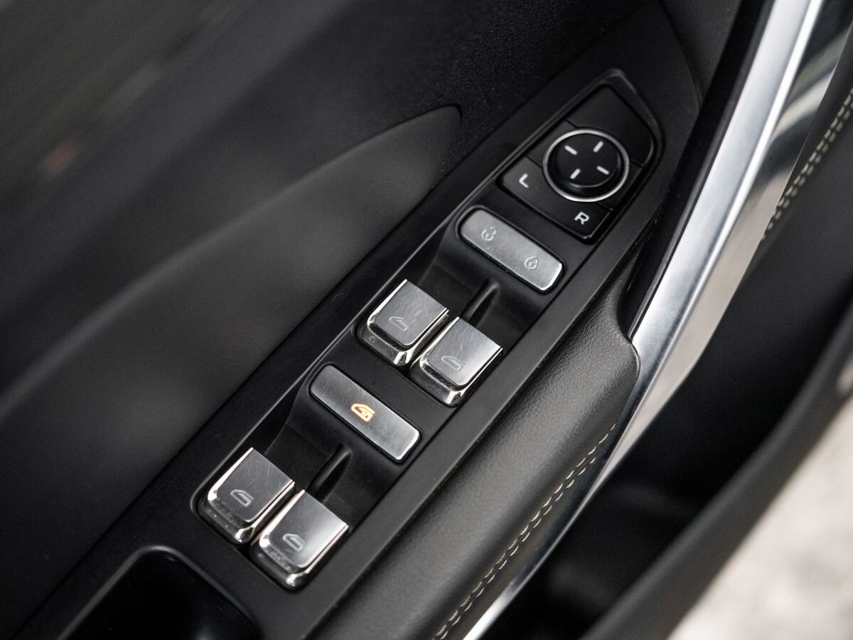 Geely Boyue Pro 2019 - фото автомобиля