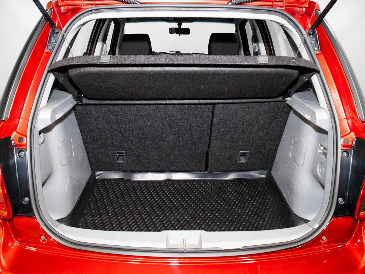 Suzuki SX4 2013 - фото автомобиля