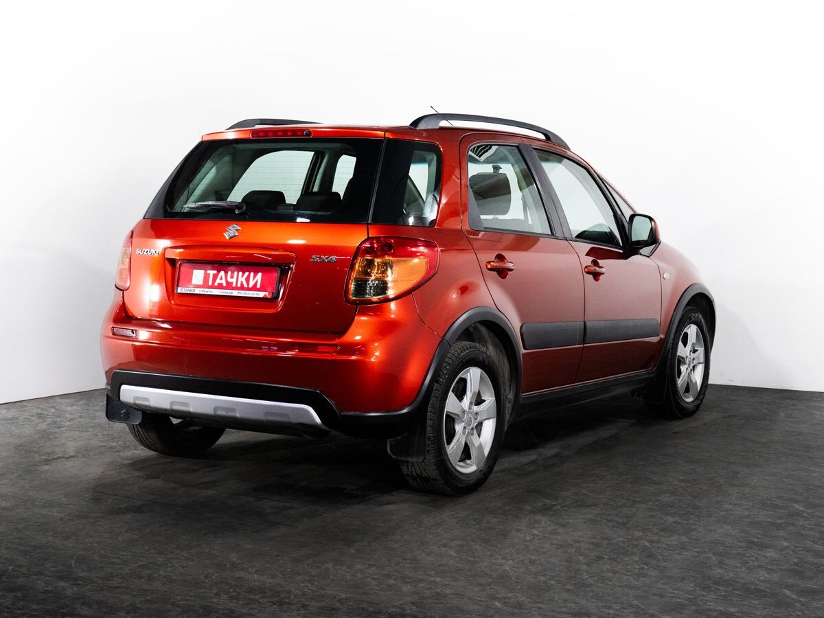 Suzuki SX4 2013 - фото автомобиля