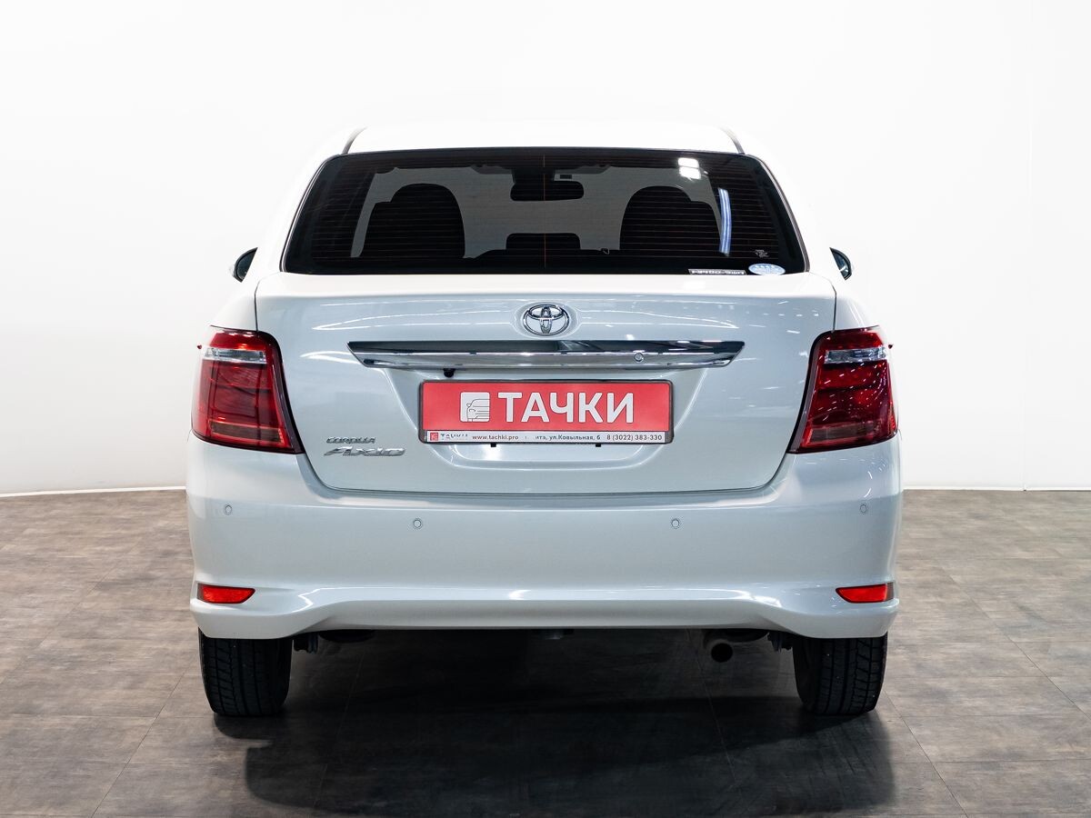 Toyota Corolla 2019 - фото автомобиля