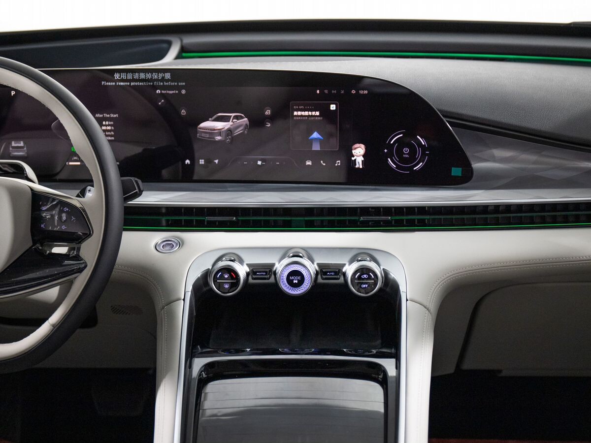 Exeed RX 2023 - фото автомобиля