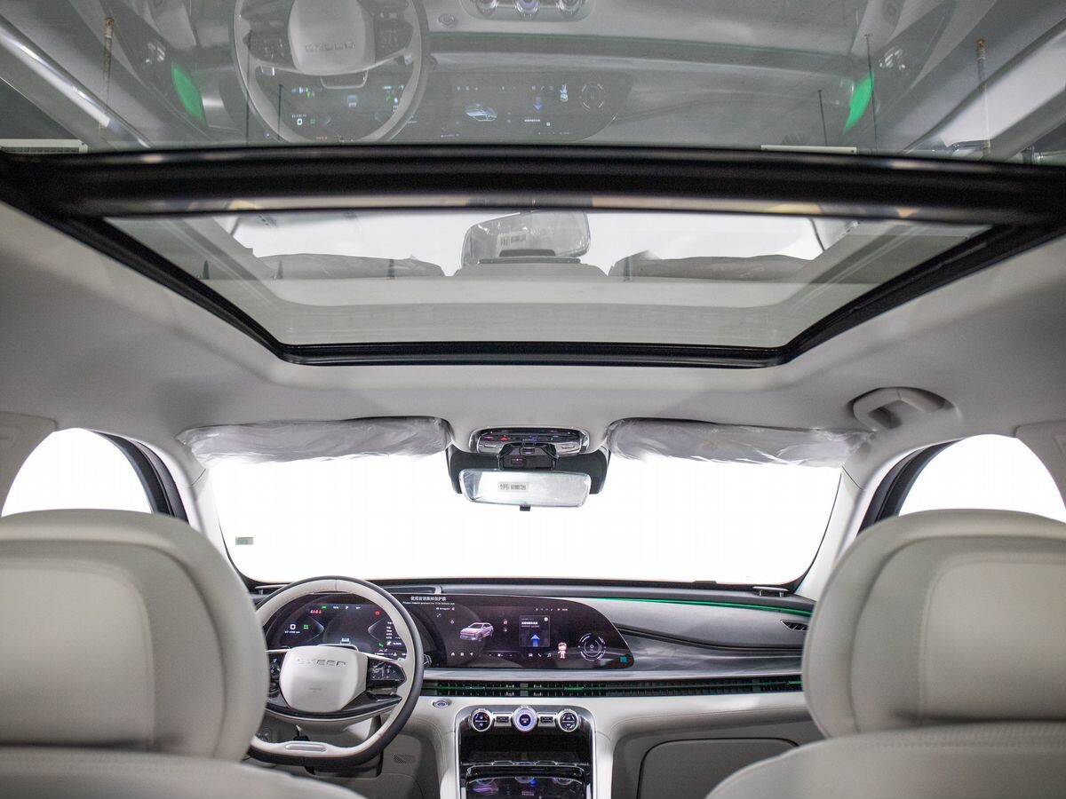 Exeed RX 2023 - фото автомобиля