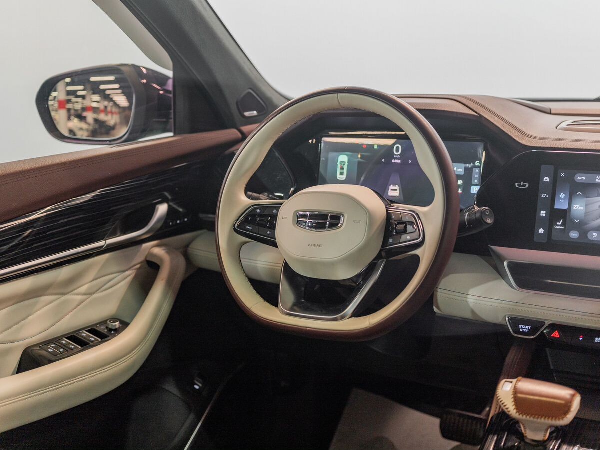 Geely Monjaro 2023 - фото автомобиля